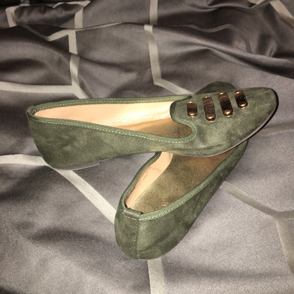 Nine West Olive Flats